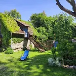 Henye Vintage A Kali-medenceben *