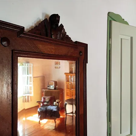 Henye Vintage Appartement *