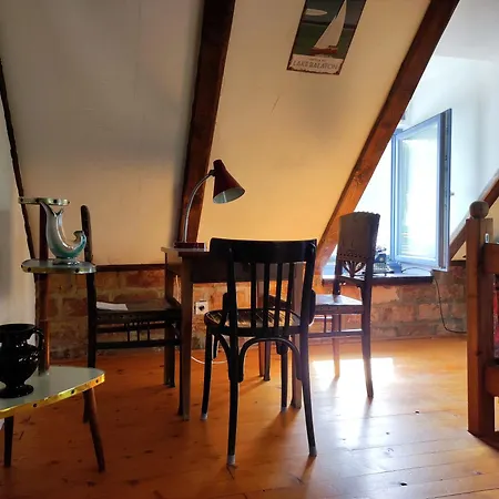 Apartment Henye Vintage A Kali-medenceben