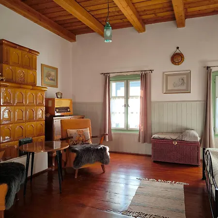 Apartament Henye Vintage A Kali-medenceben *