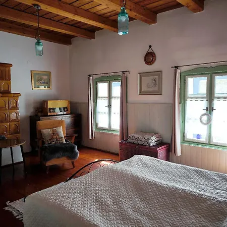 Henye Vintage A Kali-medenceben Apartmán