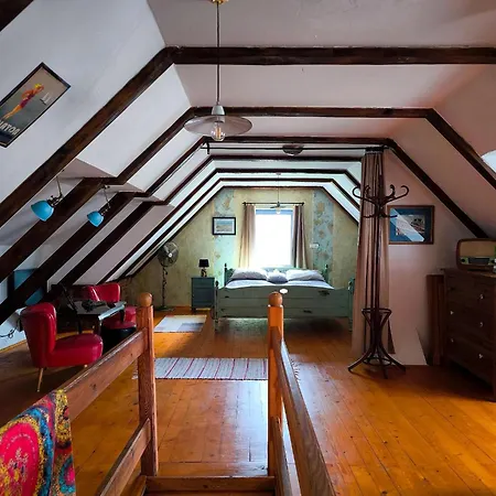 Henye Vintage A Kali-medenceben Apartmán Balatonhenye